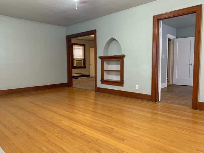 1417 1/2 NW 16th