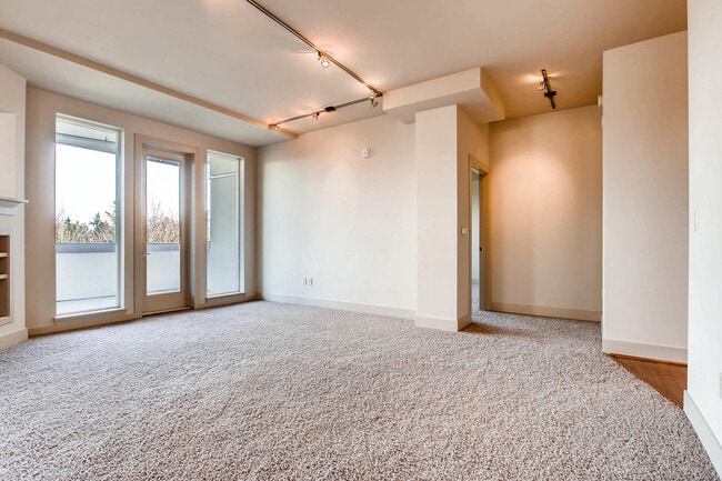 Photo - 7800 Plaza Condominiums ~ Mercer Island Unit 305
