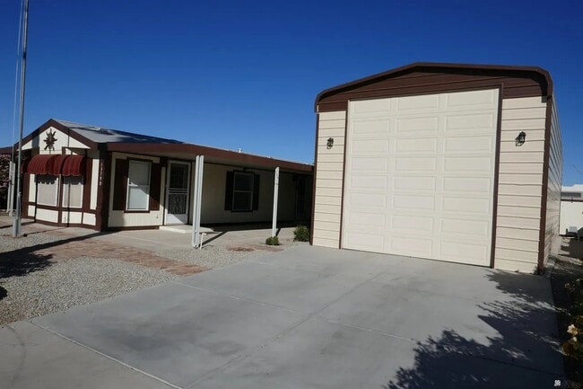 Photo - 13790 E 53rd Ln