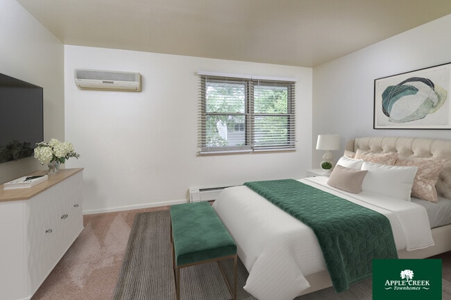 Apple Creek Townhomes