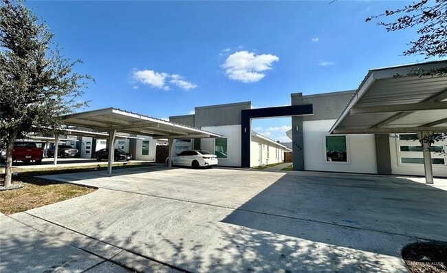 Building Photo - 12 S Colt Ln Unit 1