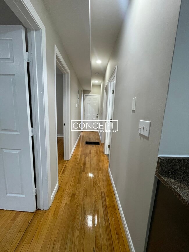 Photo - 68 Bellevue St Unit 1TS