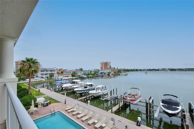 Photo - 17717 Gulf Blvd Condominio Unidad 303