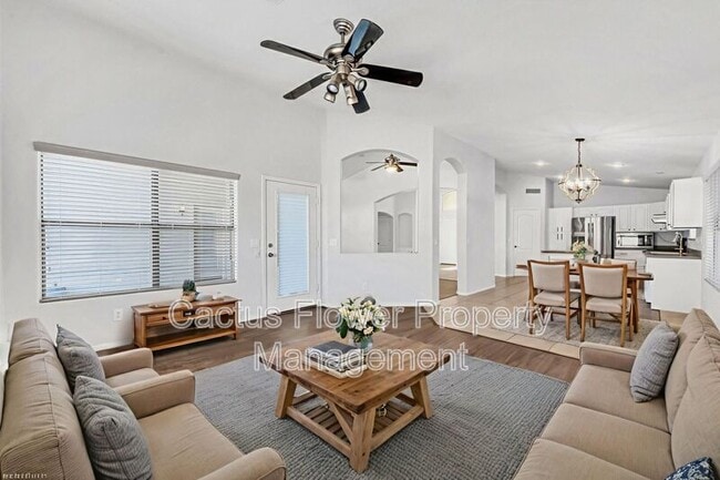 Photo - 2392 E Morelos St