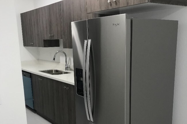 Photo - 1996 NW 47th St