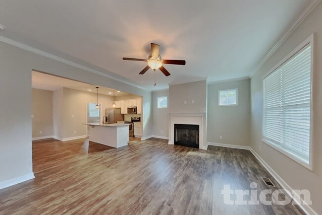 111 Cottage Ct