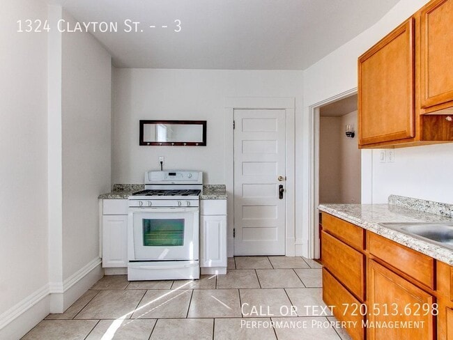 Photo - 1324 Clayton St Unit 3