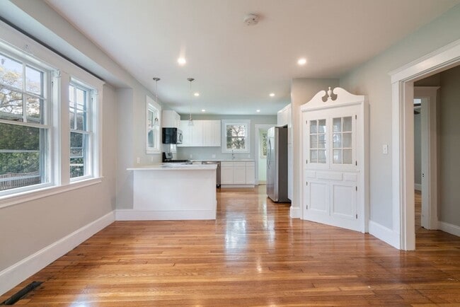 Photo - 65 Shawmut St