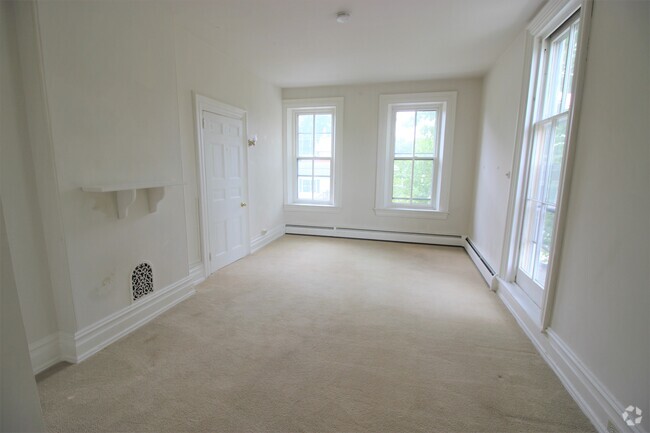 Building Photo - 322 Hodgson St Unit 3 Rental