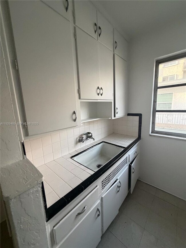 Photo - 905 16th St Unit 8