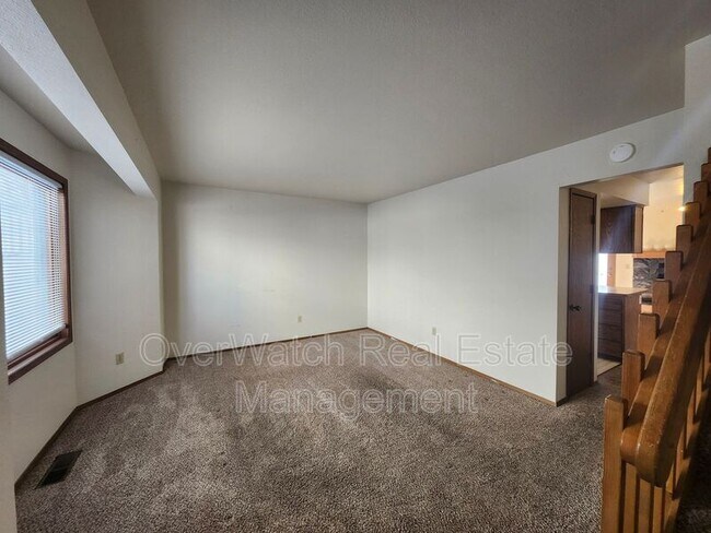 Photo - 167 Michael Ct Unidad B