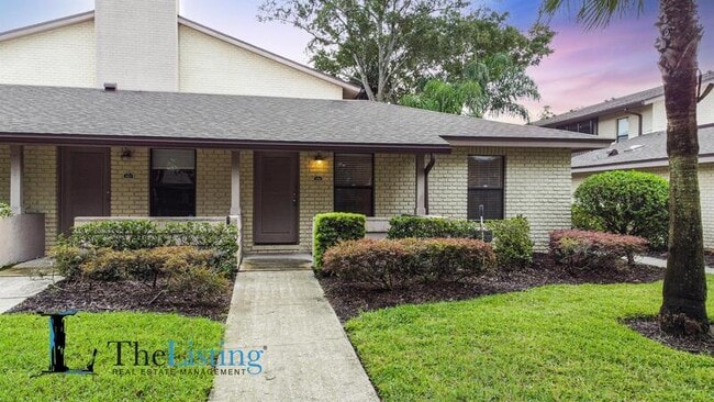 Building Photo - 2898 Plaza Terrace Dr Unit 2898 Rental
