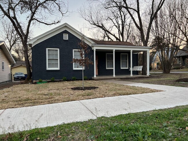 Photo - Harris Duplex Unit 701