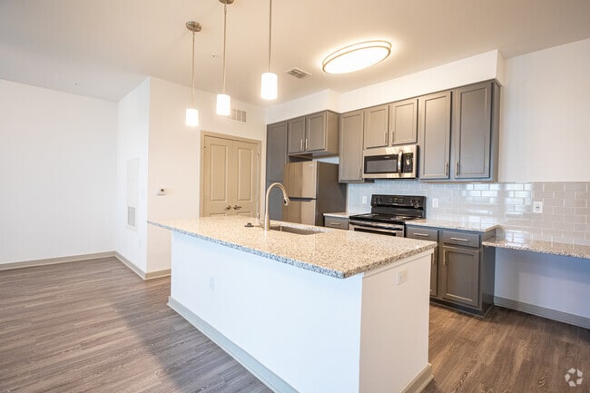 Birch- 1BR, 1BA