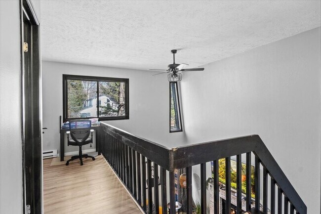 Photo - 1150 Country Club Dr