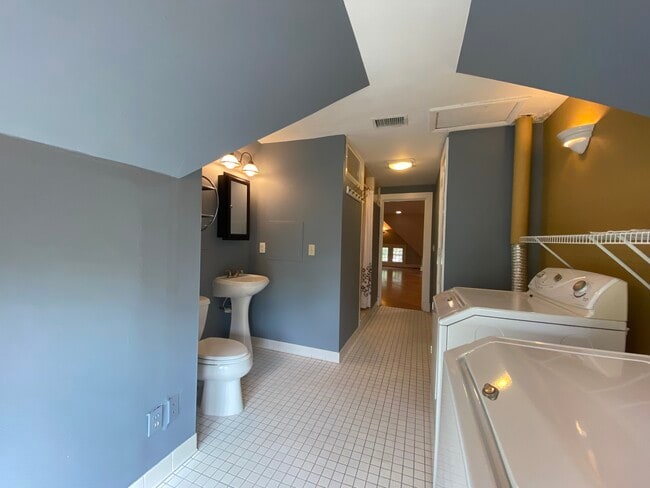 Photo - 2641 Highland Ave Unit 2