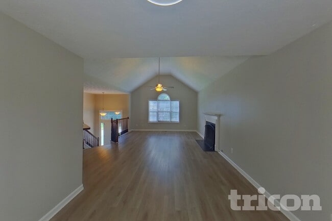 Photo - 1800 Cedar Hill