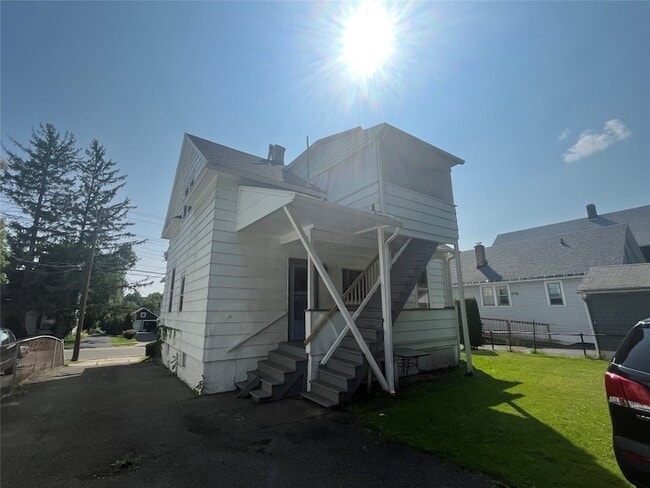 Photo - 32 Downs Ave