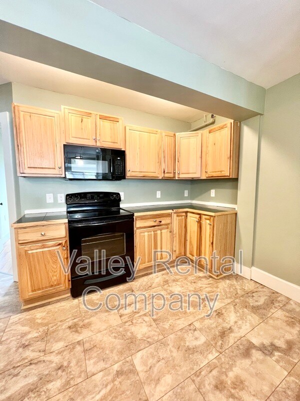 Photo - 132 Middle St