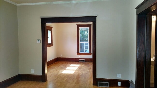 Photo - 517 N Morrison St