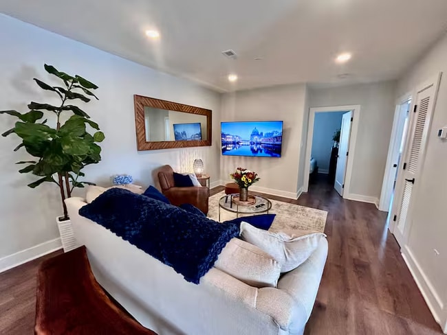 Photo - Jasper ST,LLC Unit 3