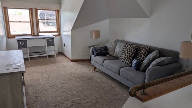 Photo - 36 S Walnut St Unit APARTMENT #3