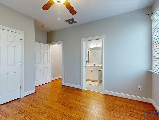 Photo - 9433 Amberleigh Cir