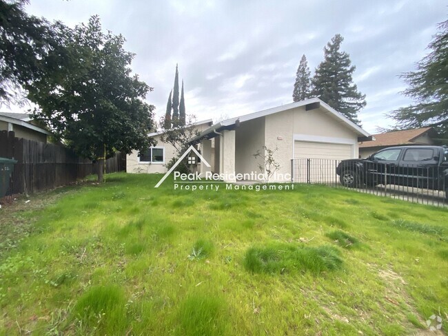 Building Photo - Orangevale 3bd/2ba House with 2 Car Garage