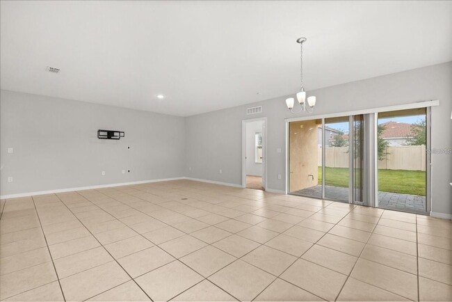 Photo - Davenport Charmer