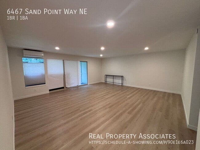 Photo - 6467 Sand Point Way NE