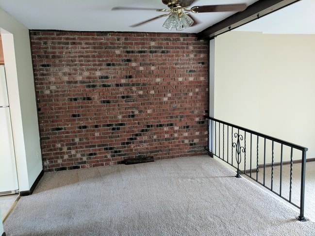 Chestnut Ridge Court