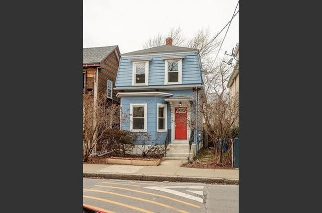 Photo - 330 Lowell St