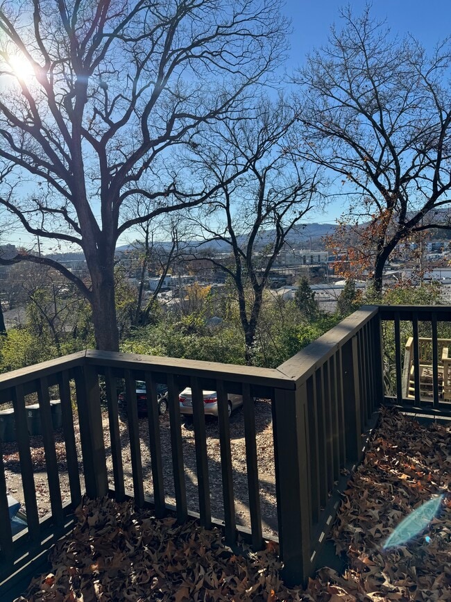 Photo - 112 E Manning St