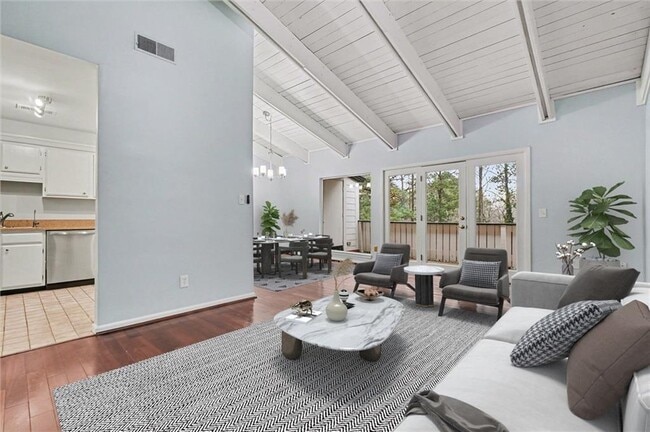 Photo - 3813 Paces Ferry W