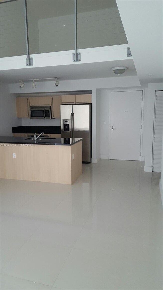 Photo - 1111 SW 1st Ave Unit TH-20