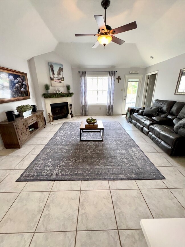 Photo - 4325 Spoonbill Dr