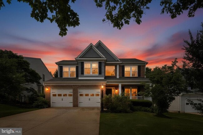 6505 Autumn Wind Cir