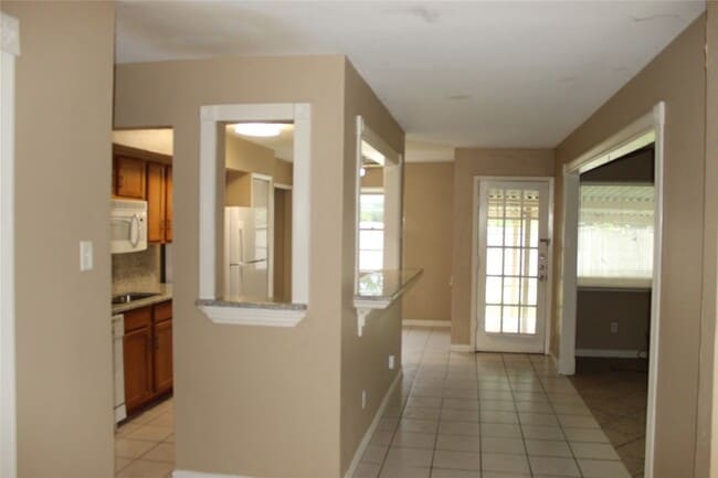 Photo - 2834 Hollandale Ln