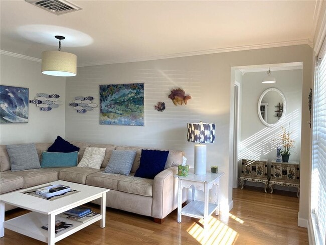 Photo - 2403 Browning St