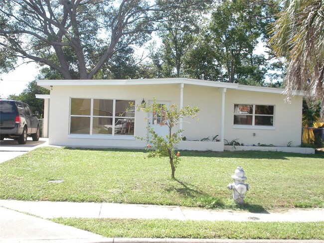 Photo - 1110 N Thacker Ave House