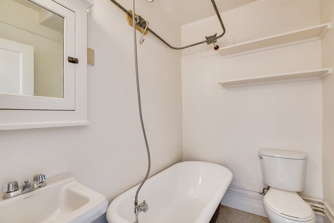 Photo - 1430 Spruce Plz Unit 211