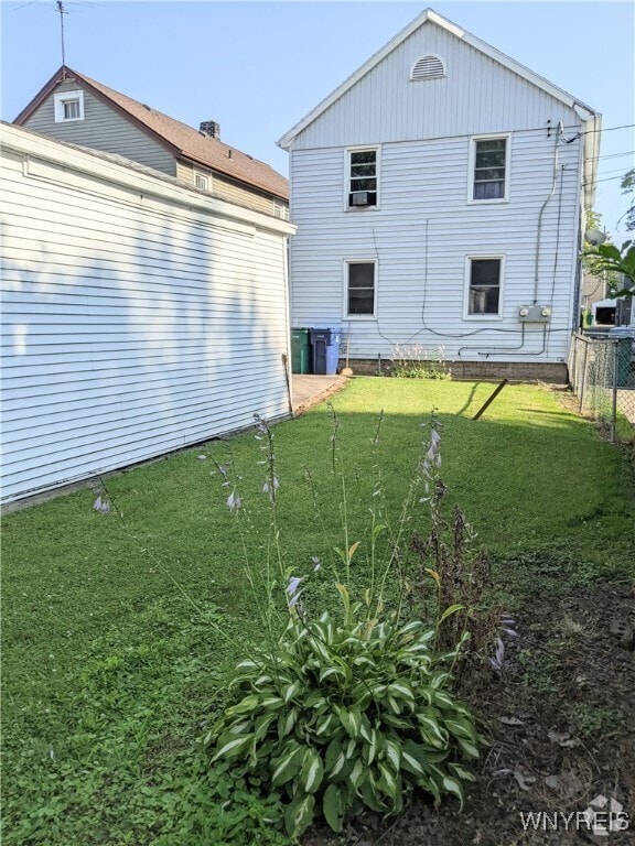 Building Photo - 264 St Lawrence Ave Rental