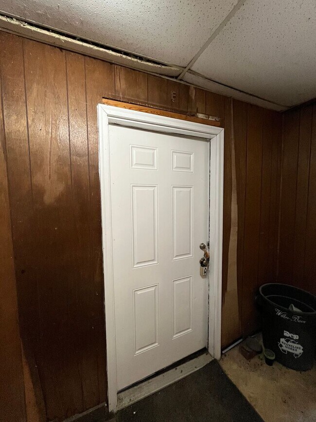 Photo - 480 Spruce Hollow Rd Unit Apt C