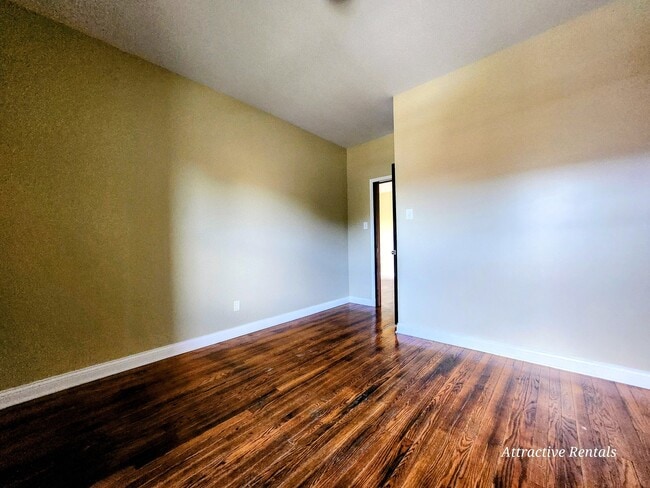Photo - 5467 W Augusta Blvd Unit 2