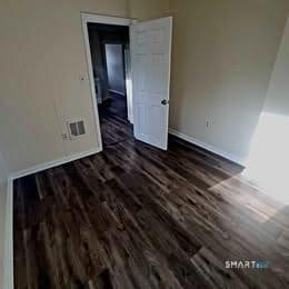 Photo - 28 Wilson St Unidad 2nd Fl