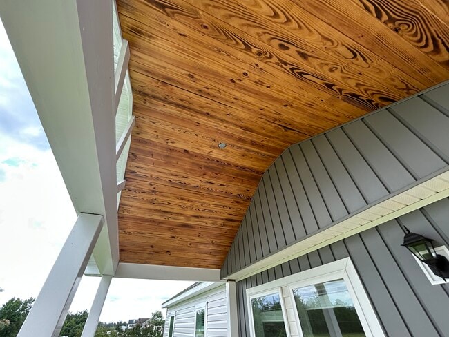 Front porch - 54 Bay Lake Dr