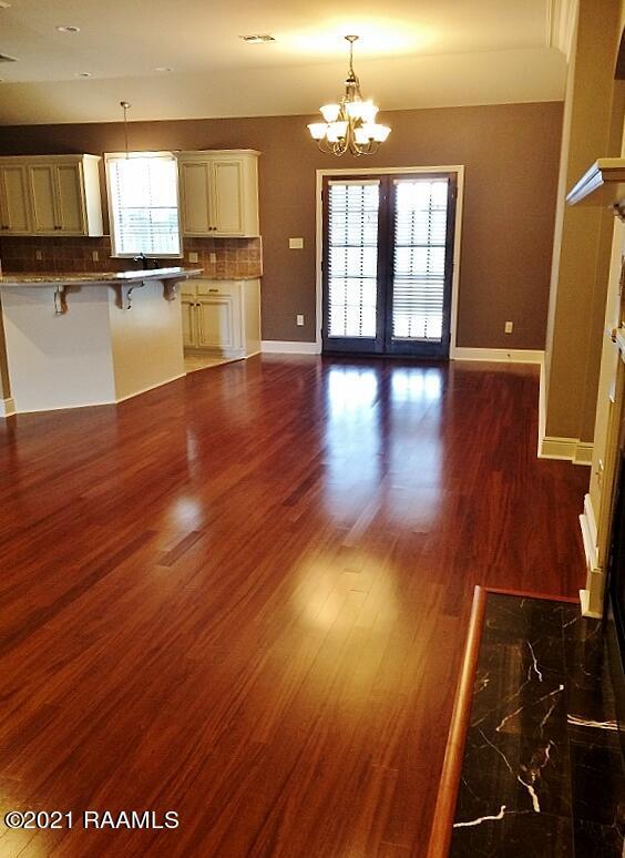 Photo - 27 Silver Cedar Ct