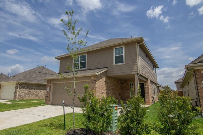 Photo - 24227 Avogadro Dr