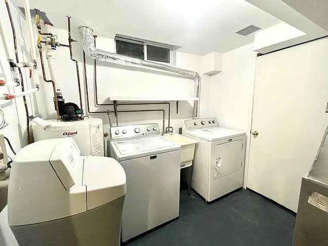 Photo - 380 Rittenhouse Rd Unit 2