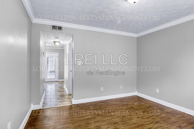 621 Westport Rd Unit 9